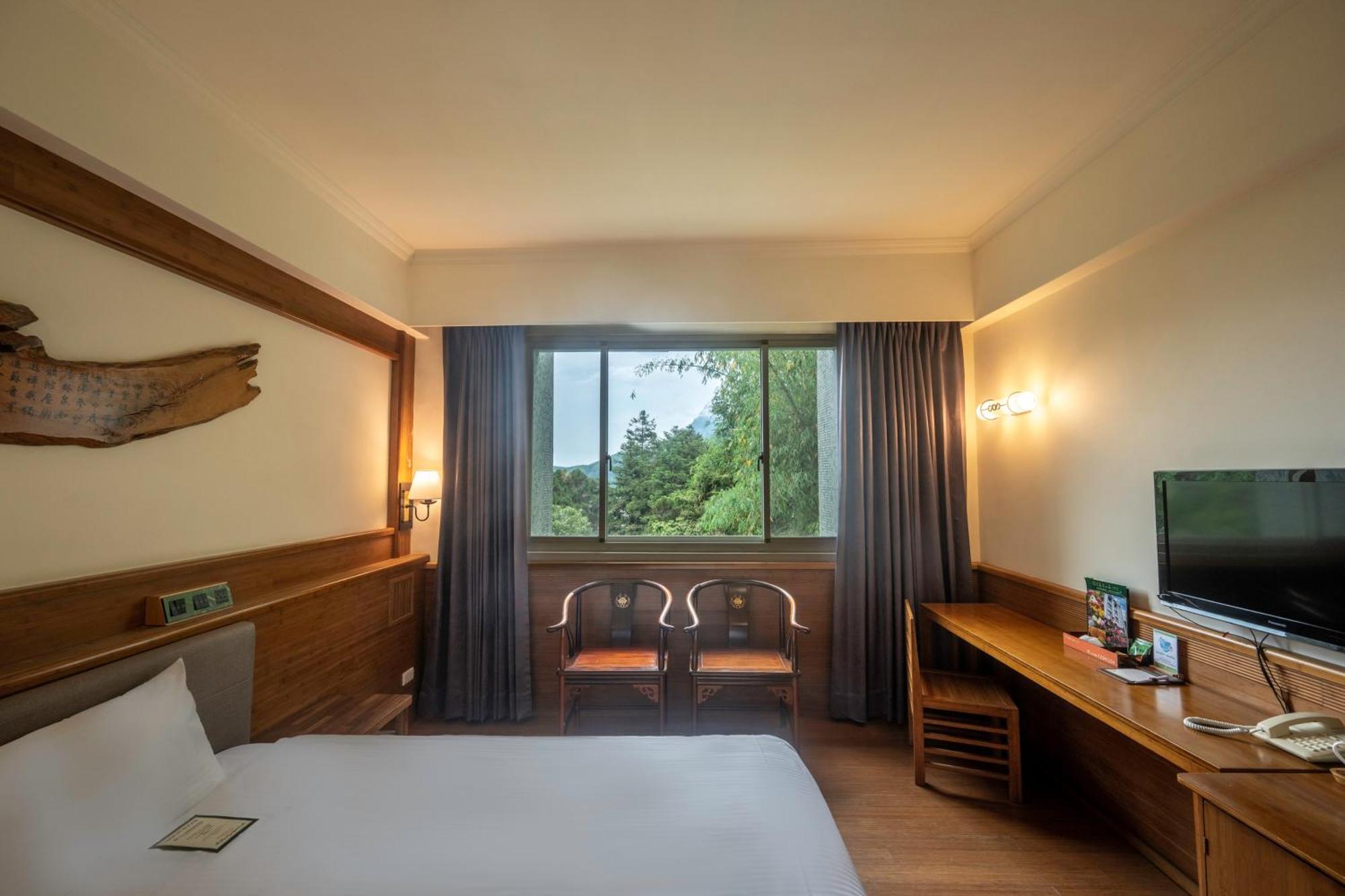 Ginkgo Hotel Lugu Buitenkant foto