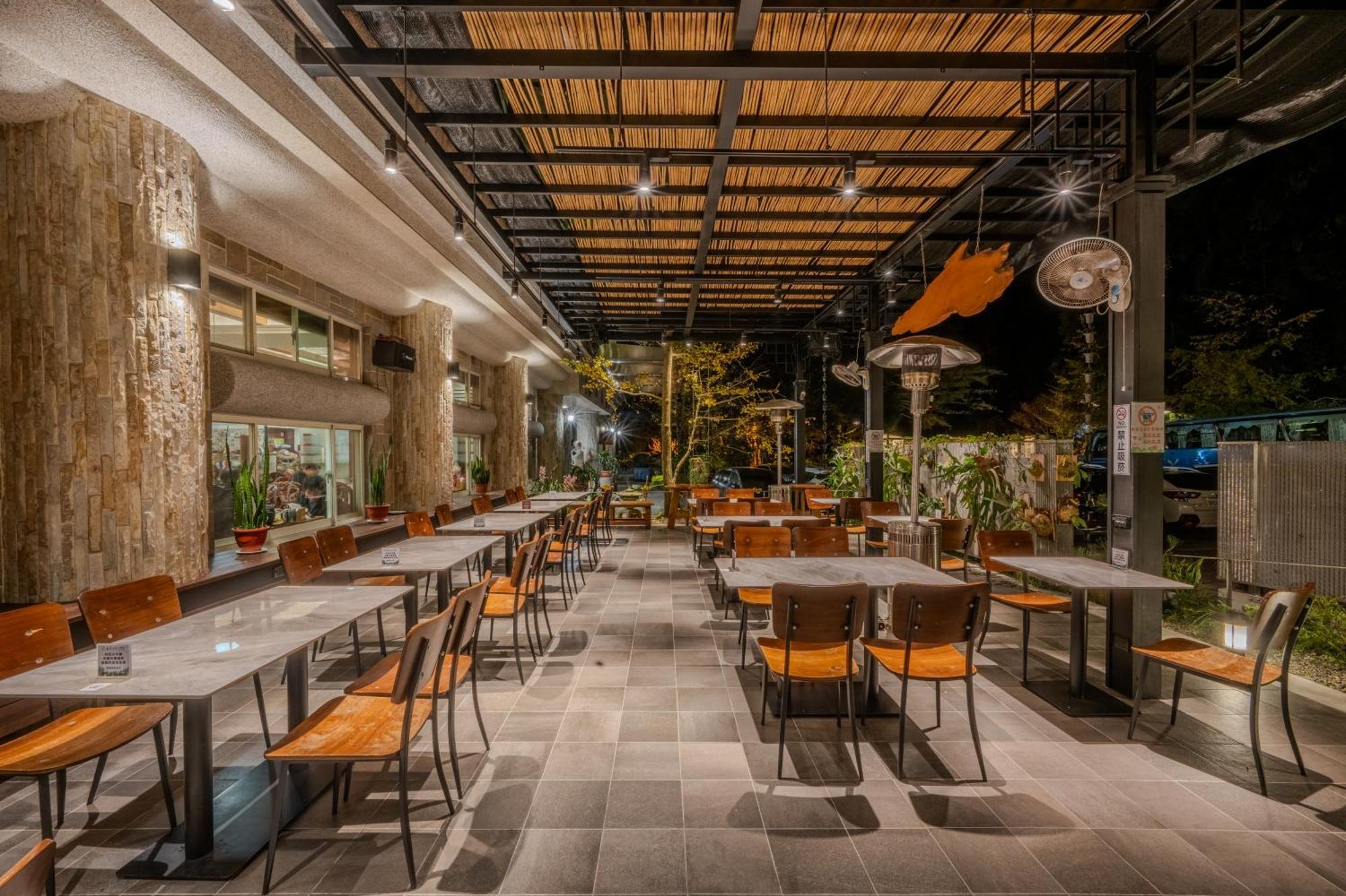 Ginkgo Hotel Lugu Buitenkant foto