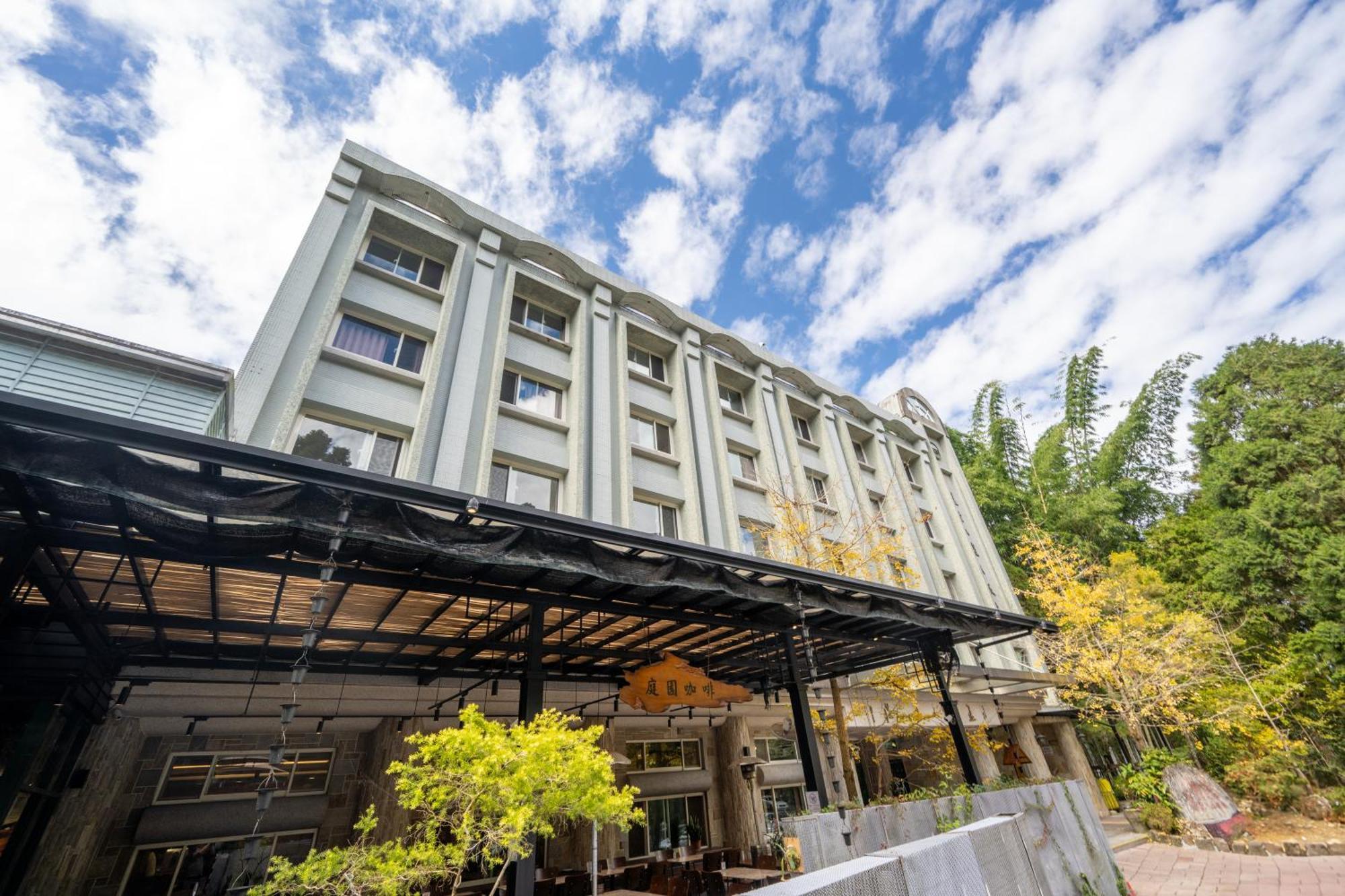 Ginkgo Hotel Lugu Buitenkant foto