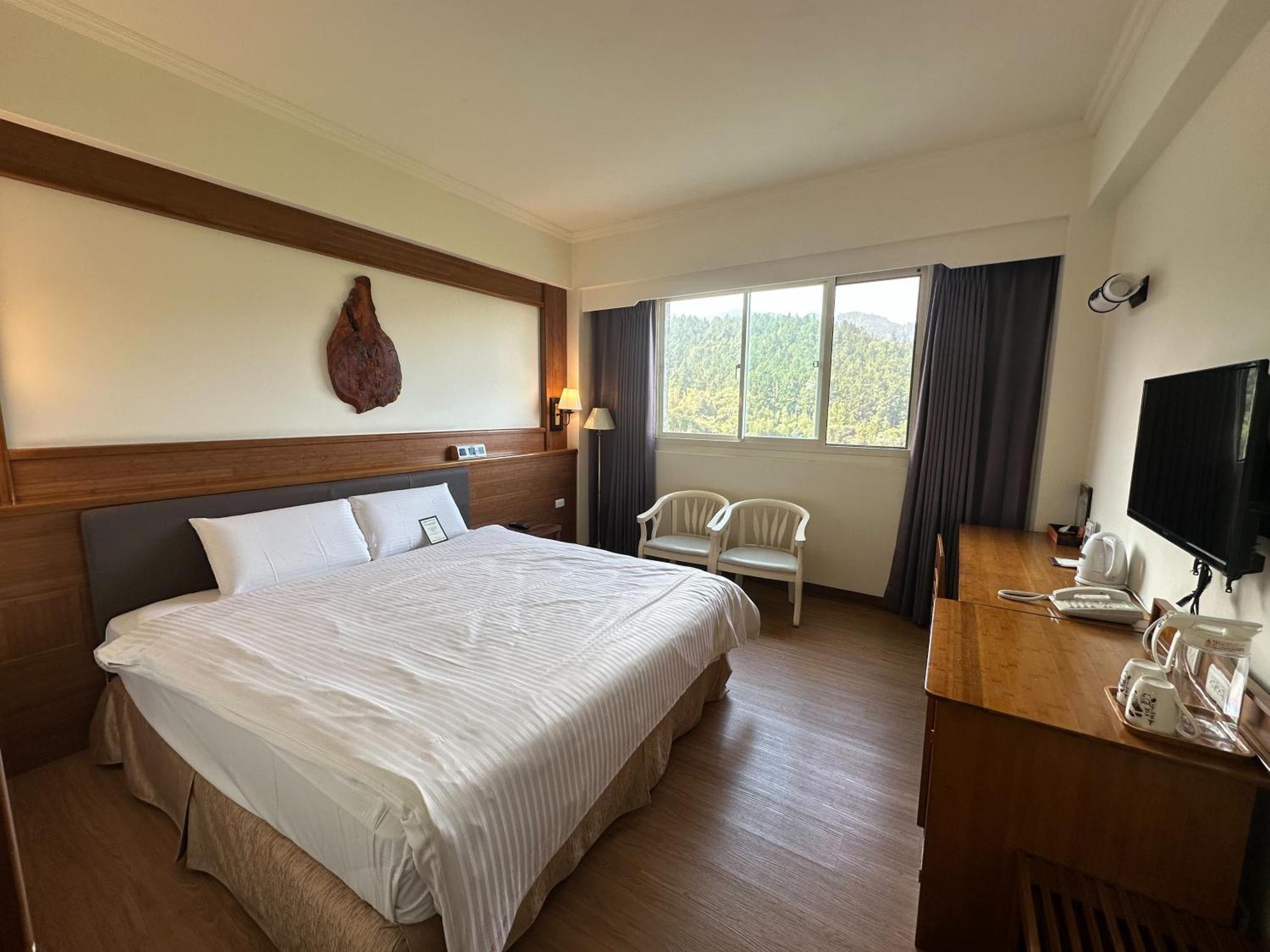 Ginkgo Hotel Lugu Buitenkant foto