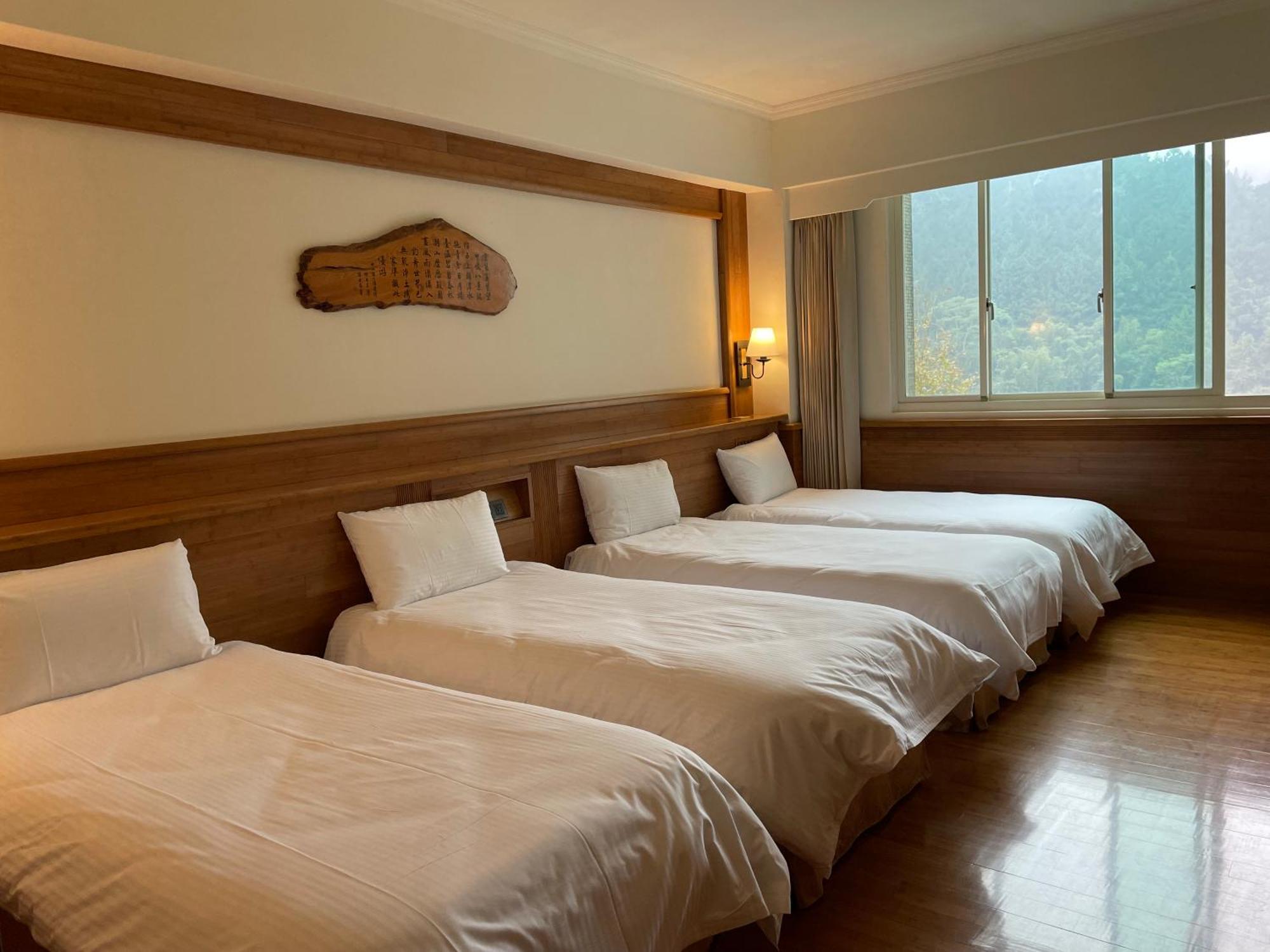 Ginkgo Hotel Lugu Buitenkant foto